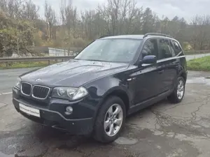 BMW X3 X3 2.0i TÜV NEU ALLRAD - Lordose PDC Teilleder