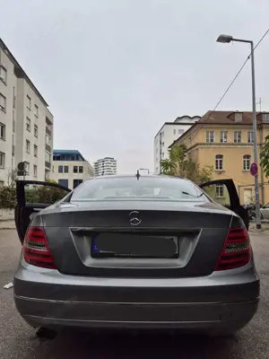Mercedes-Benz C 180 C 180 CGI BlueEfficiency (204.349) Bild 4