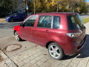 Mazda 2 1.4 Active (59kW) Bild 2