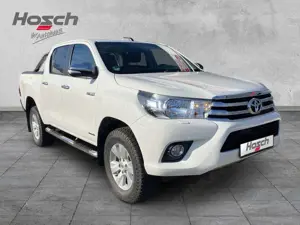 Toyota Hilux Double Cab Duty Comfort 4x4 mit Invincible-Paket