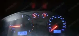 Volkswagen T5 Transporter Bild 2