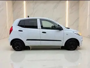 Hyundai i10 i10 1.1 Classic Bild 2