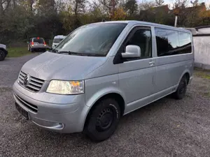 Volkswagen T5 Transporter Bus Multivan 4Motion