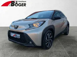 Toyota Aygo X 1,0 Teamplayer *SHZ APPLE CAR KMAERA*
