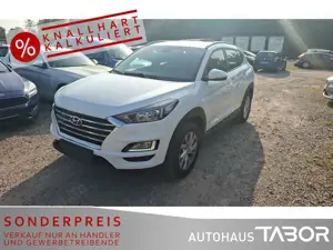 Hyundai TUCSON 1.6 Trend 2WD Navi LM Klimaaut. RFK PDC