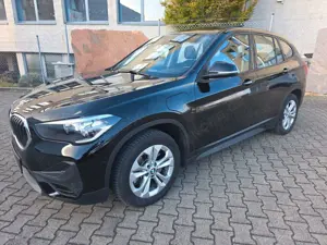 BMW X1 xDrive 25 e Advantage*PANORAMA*AHK