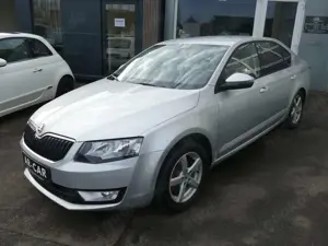 Skoda Octavia III 1.2 TSI Limousine Klimaautomati HU/AU 04/2027