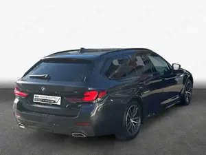 BMW 520 d Touring Aut. Head-Up Laser Pano HiFi Bild 2