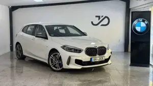 BMW 135 i xDrive*Shadowline*Sportsitze*KeylessEntry