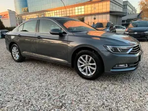 Volkswagen Passat 1.Hand *Scheckheft bei VW * nur 22.311 km