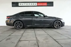 BMW 540 d xDrive M Sport/Glasdach/Laser/Mega-Spec/20