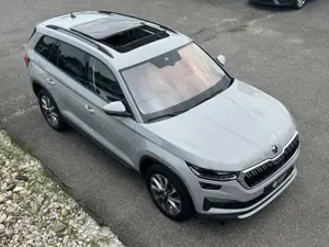 Skoda Kodiaq Ambition 1.5 TSI DSG PANO APP AHK LED