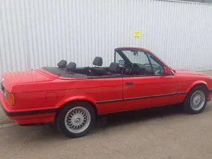 BMW 320 3er 320i  Cabrio Top  optisch u technisch  ! Bild 3