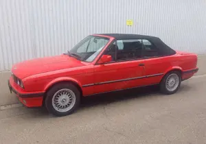 BMW 320 3er 320i  Cabrio Top  optisch u technisch  ! Bild 4
