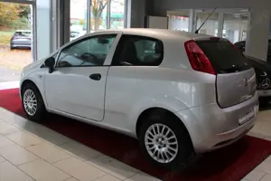 Fiat Punto 1.4 *TÜV-NEU* Bild 3