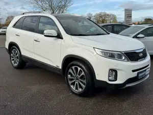 Kia Sorento 4WD Pano Navi Leder Ahk kamer Xenon Bild 2