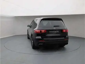Mercedes-Benz GLB 35 AMG 4M Night Standhzg 360 Premium KeyGO Bild 4