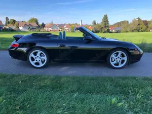 Porsche 996 911 Carrera 4 Cabrio
