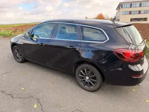 Opel Astra Astra 1.4 Turbo Sports TourerInnovation Bild 3