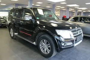 Mitsubishi Pajero 3.2 DI-D Automatik Top - 7Sitzer-