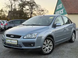Ford Focus 2,0 Ghia /1.HD/KLIMAAUT/KAMERA