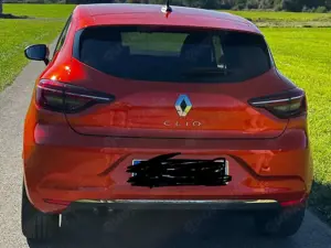 Renault Clio Clio TCe 130 EDC GPF INTENS Bild 2