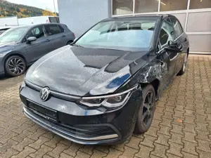 Volkswagen Golf VIII Lim. Style 1.5 TSI / LED / Memory/DAB/