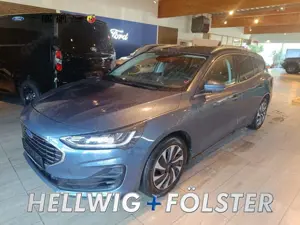 Ford Focus TITANIUM X NAVI / LED / ACC / PDC / KAMERA / W-PAK