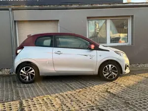 Peugeot 108 Allure KLIMA*SitzHz*Temp*bluetooth* Bild 5