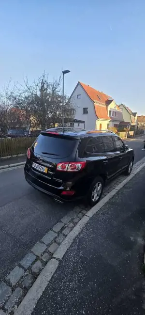 Hyundai SANTA FE 2.2 CRDi 4WD CPF Automatik Premium Bild 2