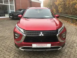 Mitsubishi Eclipse Cross Plug-in Hybrid Plus 2,4 l (SDA mit Navi) Bild 2