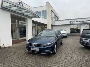 Volkswagen Passat Variant CB 2.0 TDI DSG Elegance Bild 2