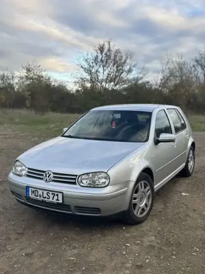 Volkswagen Golf 1.6