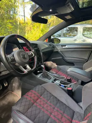 Volkswagen Golf GTI Golf GTI TCR 2.0 TSI OPF DSG Bild 5
