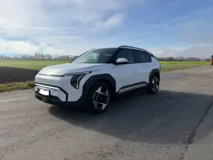 Kia EV3 EV3 81,4-kWh FWD Earth - Vollausstattung - 8 fach