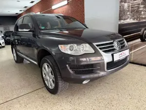 Volkswagen Touareg V6 TDI*PDC* elektr. Sitze**AHK*TÜV NEU*