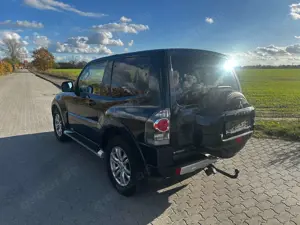 Mitsubishi Pajero Bild 3
