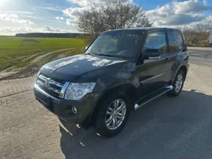 Mitsubishi Pajero Bild 4