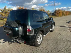 Mitsubishi Pajero Bild 2