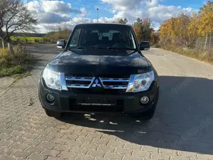 Mitsubishi Pajero Bild 5
