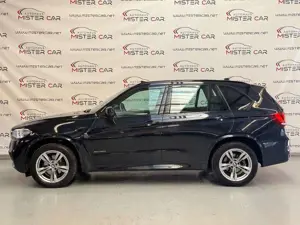 BMW X5 xDrive 30d M PAKET PANO/AHK/LED/KAM/NAVI/19 Bild 2