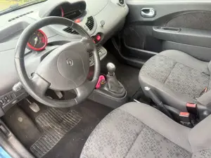 Renault Twingo CN04 Bild 5
