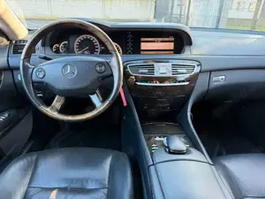 Mercedes-Benz CL 500 Coupe  5,5  AMG Leder Kamera Navi Xenon Bild 2