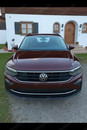 Volkswagen Tiguan Basis