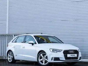 Audi A3 Sportb.2.0TDI sport*NAVI*SHZ*TEMP*