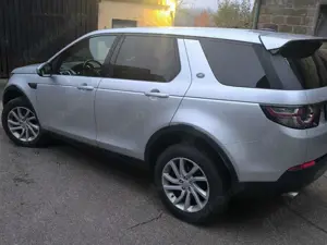 Land Rover Discovery Sport Discovery Sport TD4 Aut. SE Bild 5