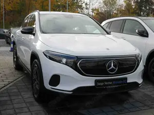 Mercedes-Benz EQA 300 4M PROGRESSIVE+NIGHT+SHZ+LED+19" AMG LM+ Bild 2