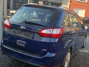 Ford Grand C-Max Bild 3