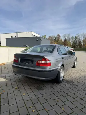 BMW 316 316i Edition Sport Bild 5