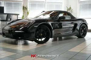 Porsche Boxster 718 / SPORTAUSPUFF / MEMORY / PDK / BOSE